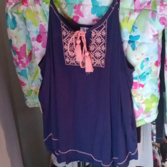 Alya flowy tank top - Picture 4 of 13